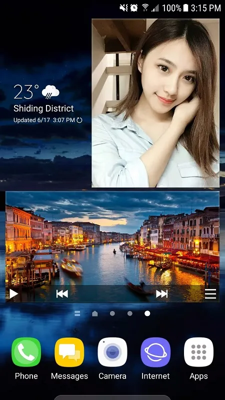 Animated Photo Widget mod interface showing premium features