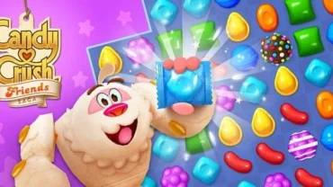 Candy Crush Friends Saga gameplay on a mobile device.