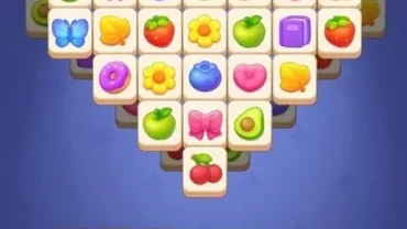 Matching tiles in 3 Tiles Match.