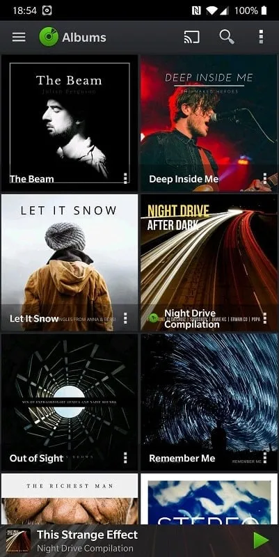 PlayerPro Music Player mod interface showing premium features