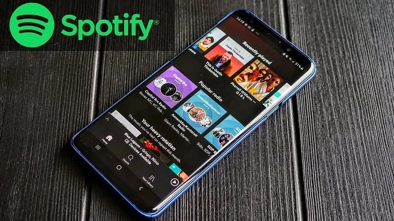 Captura de pantalla de Spotify Premium MOD APK con la interfaz principal