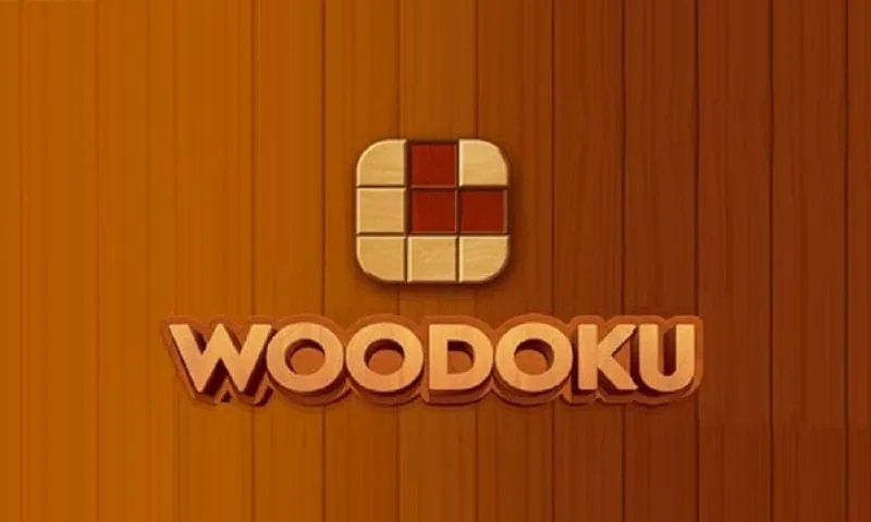 Woodoku gameplay screenshot showing the block placement grid and various shaped wooden blocks.